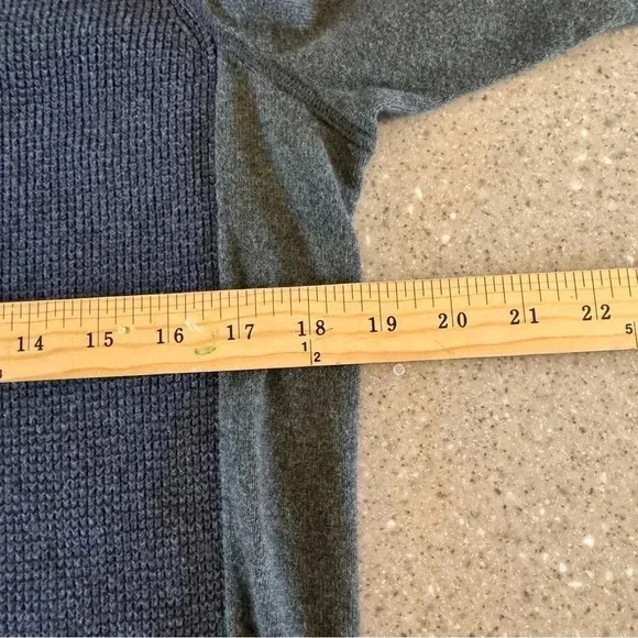 Eddie Bauer Vintage Men's Quarter Zip Pullover Size Small - Picture 4 of 7